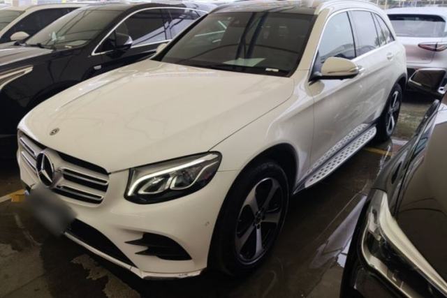 Used Mercedes-Benz GLC 2019 Facelift GLC 260 L 4MATIC Luxury Model