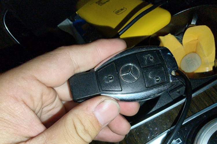 Used Mercedes-Benz GLC 2019 GLC 260 L 4MATIC Dynamic Model Vehicle Key
