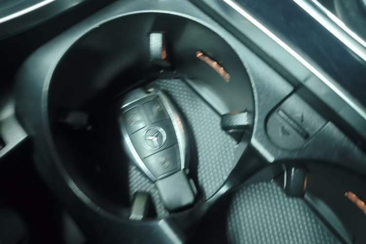 Used Mercedes-Benz GLC 2019 GLC 200 L 4MATIC Vehicle Key