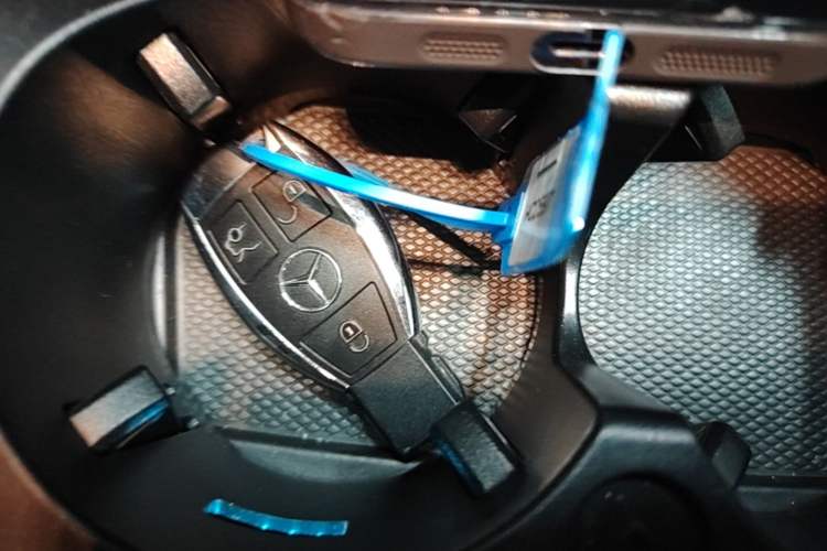 Used Mercedes-Benz GLC 2019 GLC 260 L 4MATIC Dynamic Model Vehicle Key