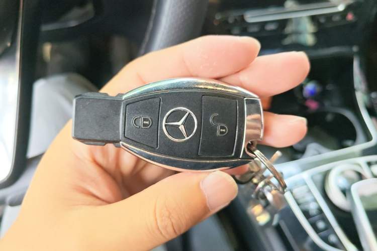 Used Mercedes-Benz GLC 2019 GLC 200 4MATIC Vehicle Key