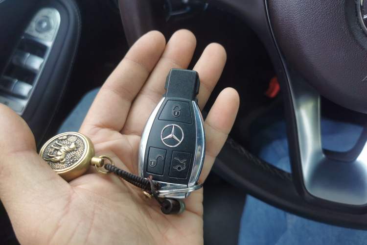 Used Mercedes-Benz GLC 2019 GLC 200 L 4MATIC Vehicle Key