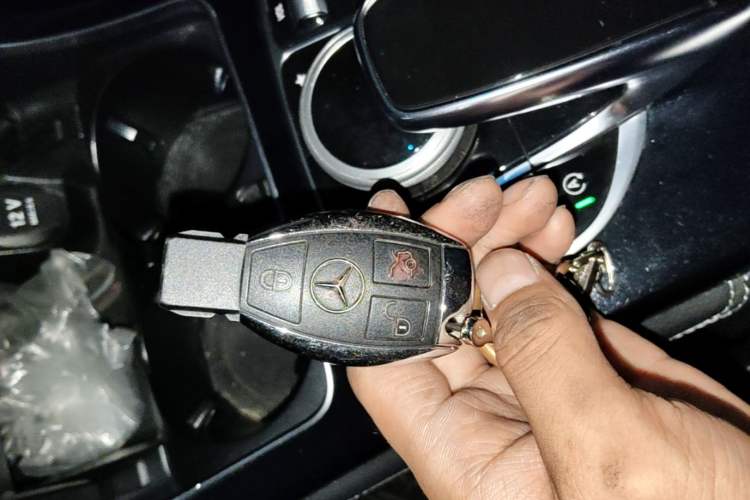 Used Mercedes-Benz GLC 2019 GLC 200 L 4MATIC Vehicle Key