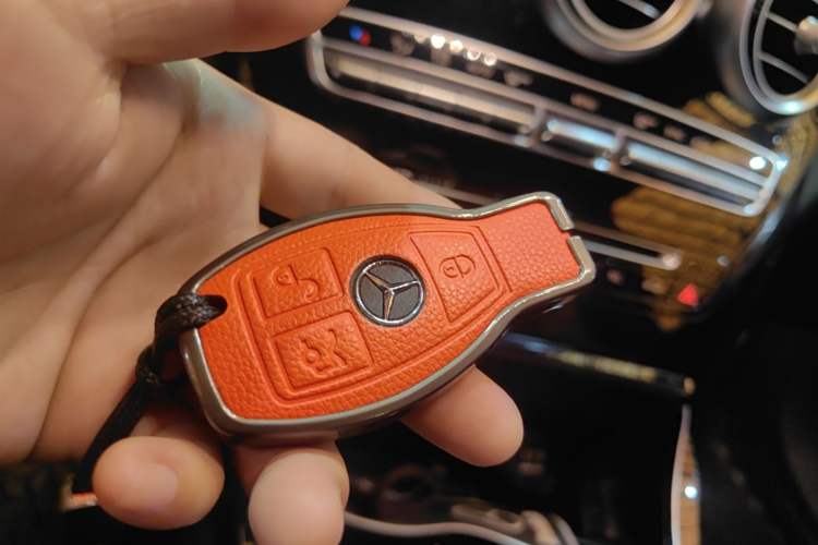 Used Mercedes-Benz GLC 2019 GLC 200 L 4MATIC Vehicle Key