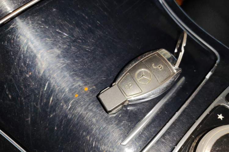 Used Mercedes-Benz GLC 2019 GLC 200 4MATIC Vehicle Key