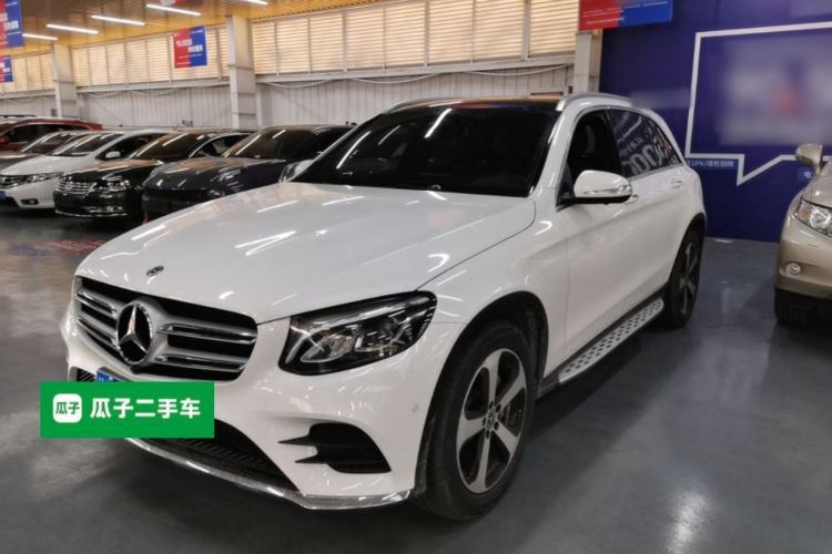 Used Mercedes-Benz GLC 2019 GLC 260 L 4MATIC Luxury Model Guazi used car, China used car export, Used car for sale, Used cars, Cheapest cars for sale