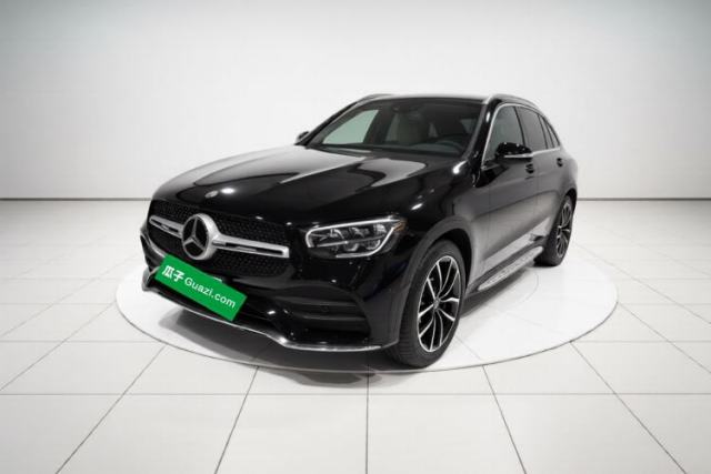 Ojetý Mercedes-Benz GLC 2020 GLC 300 L 4MATIC Dynamic Edition