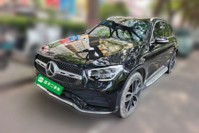 Ojetý Mercedes-Benz GLC 2020 Facelift GLC 300 L 4MATIC Dynamic Edition