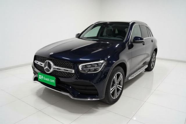 Ojetý Mercedes-Benz GLC 2020 GLC 260 L 4MATIC Luxury Model
