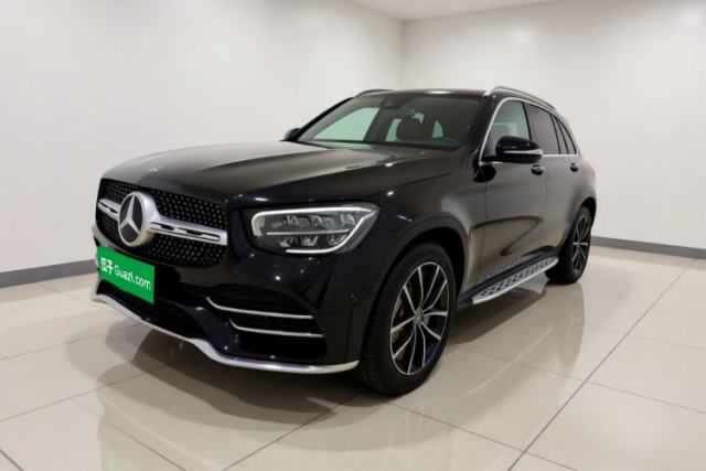 Ojetý Mercedes-Benz GLC 2020 GLC 300 L 4MATIC Dynamic Edition