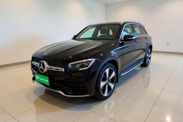 Ojetý Mercedes-Benz GLC 2020 GLC 300 L 4MATIC Luxury Model