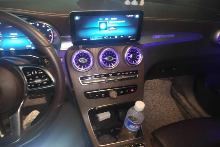 Used Mercedes-Benz GLC 2020 Facelift GLC 300 L 4MATIC Dynamic Edition Audio And AC Panel