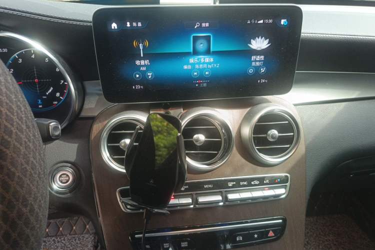Used Mercedes-Benz GLC 2020 GLC 260 L 4MATIC Luxury Model Audio And AC Panel