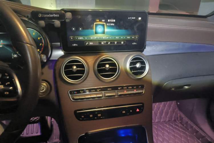 Used Mercedes-Benz GLC 2020 GLC 260 L 4MATIC Luxury Model Audio And AC Panel