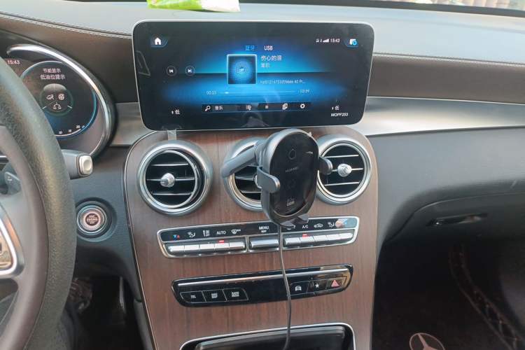 Used Mercedes-Benz GLC 2020 GLC 300 L 4MATIC Luxury Model Audio And AC Panel