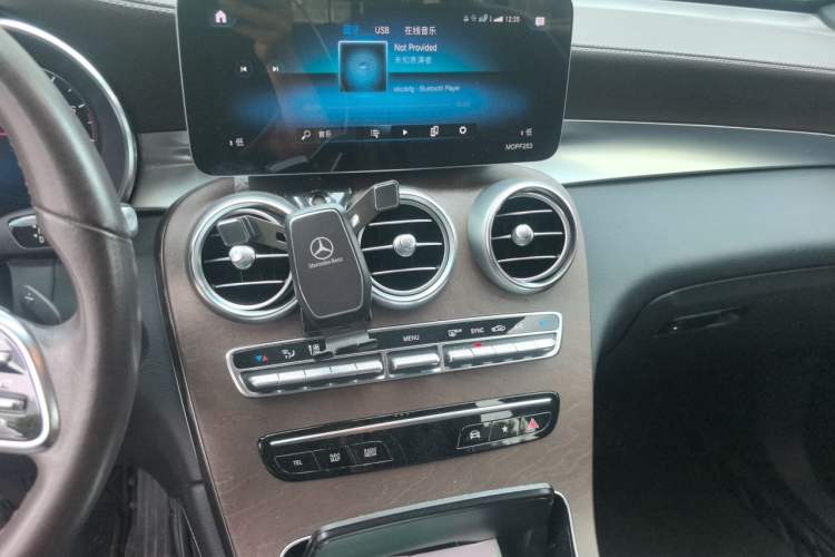 Used Mercedes-Benz GLC 2020 GLC 260 L 4MATIC Luxury Model Audio And AC Panel