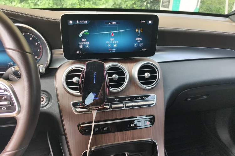 Used Mercedes-Benz GLC 2020 GLC 300 L 4MATIC Luxury Model Audio And AC Panel