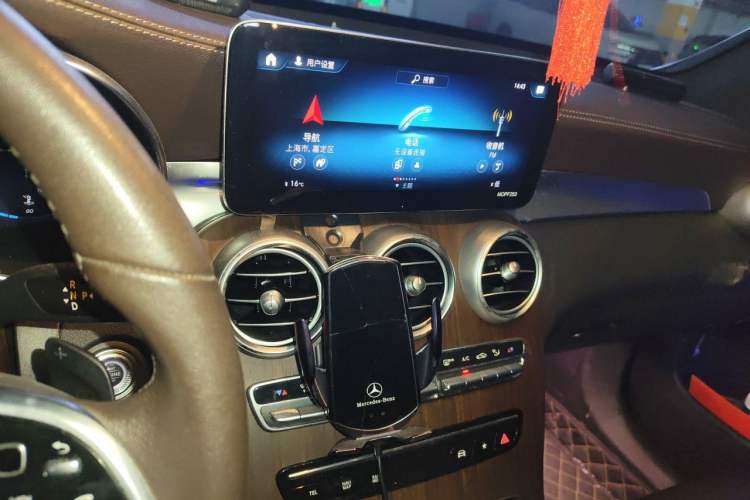 Used Mercedes-Benz GLC 2020 Facelifted GLC 300 L 4MATIC Luxury Edition Audio And AC Panel