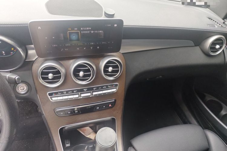 Used Mercedes-Benz GLC 2020 Facelift GLC 300 L 4MATIC Dynamic Edition Audio And AC Panel