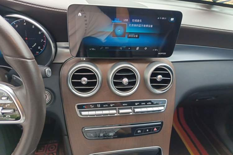 Used Mercedes-Benz GLC 2020 GLC 260 L 4MATIC Luxury Model Audio And AC Panel