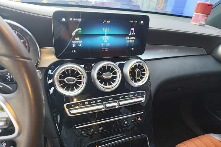 Used Mercedes-Benz GLC 2020 Facelifted GLC 260 L 4MATIC Dynamic Edition Audio And AC Panel