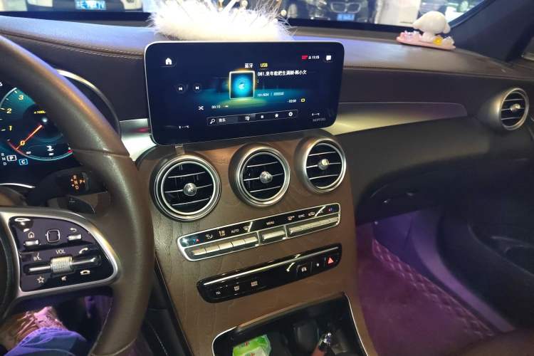 Used Mercedes-Benz GLC 2020 GLC 260 L 4MATIC Luxury Model Audio And AC Panel