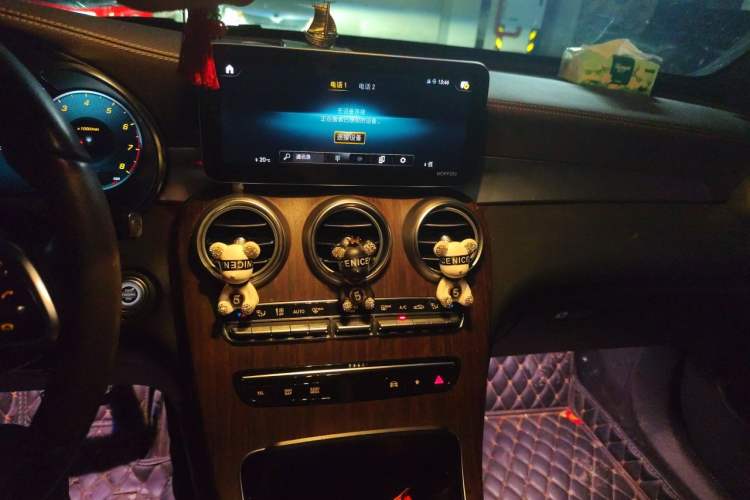 Used Mercedes-Benz GLC 2020 GLC 300 L 4MATIC Luxury Model Audio And AC Panel
