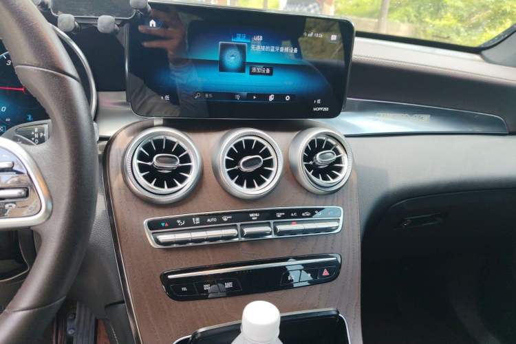 Used Mercedes-Benz GLC 2020 Facelift GLC 300 L 4MATIC Dynamic Edition Audio And AC Panel