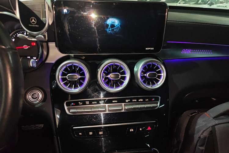 Used Mercedes-Benz GLC 2020 GLC 260 L 4MATIC Dynamic Model Audio And AC Panel
