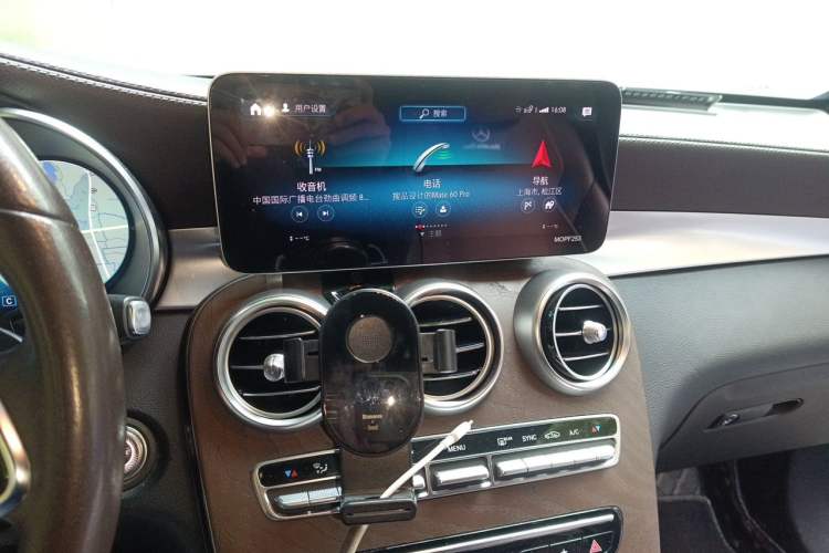 Used Mercedes-Benz GLC 2020 GLC 260 L 4MATIC Luxury Model Audio And AC Panel