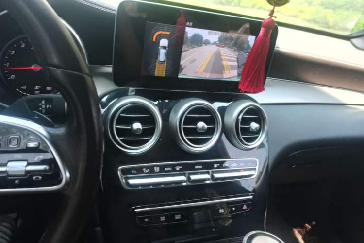 Used Mercedes-Benz GLC 2020 GLC 260 L 4MATIC Dynamic Model Audio And AC Panel