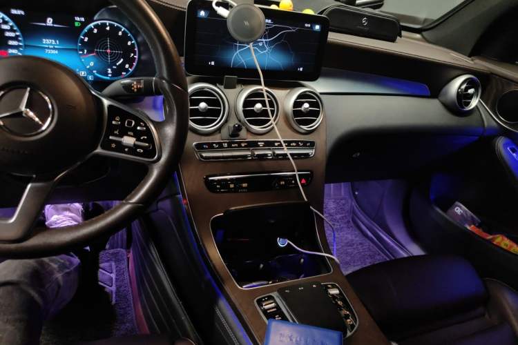 Used Mercedes-Benz GLC 2020 Facelift GLC 300 L 4MATIC Dynamic Edition Audio And AC Panel