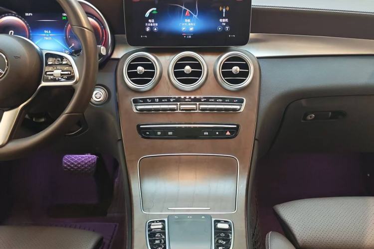 Used Mercedes-Benz GLC 2020 GLC 260 L 4MATIC Luxury Model Audio And AC Panel