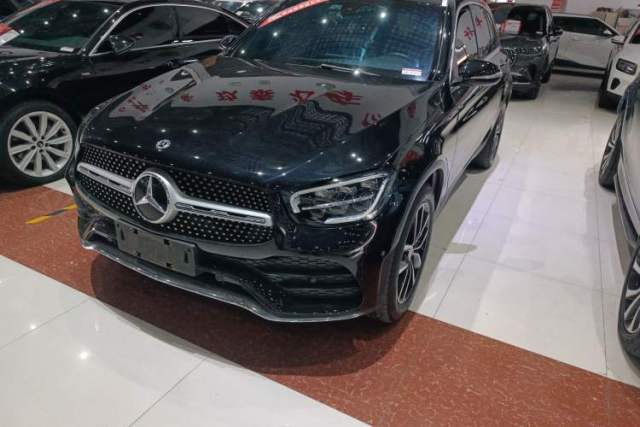 Ojetý Mercedes-Benz GLC 2020 Facelift GLC 260 L 4MATIC Luxury Edition