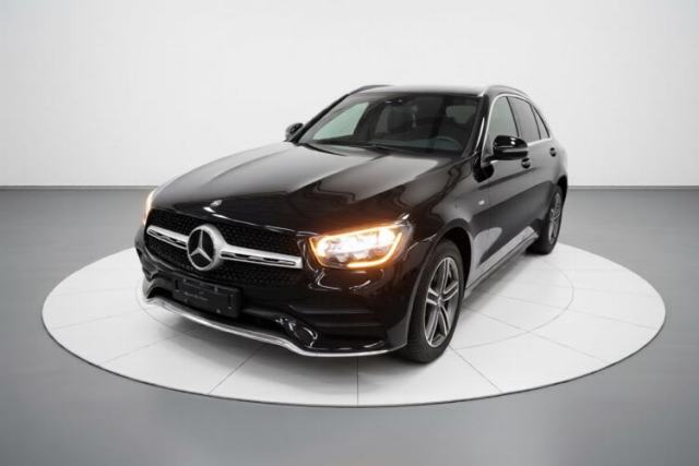 Ojetý Mercedes-Benz GLC 2020 GLC 260 L 4MATIC Luxury Model