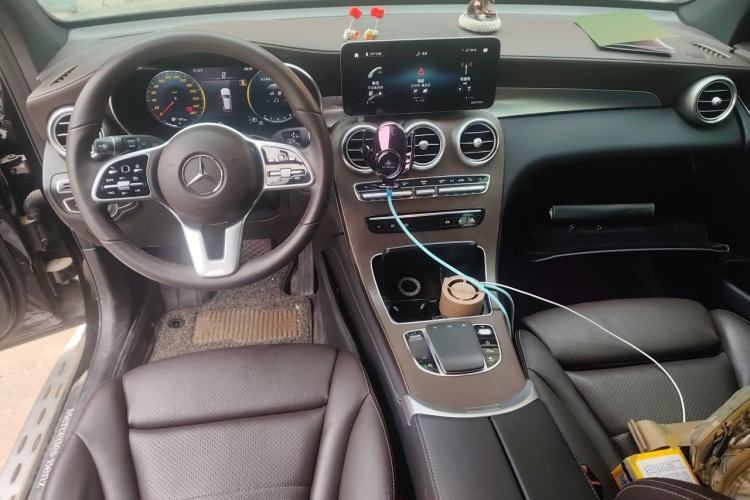 Used Mercedes-Benz GLC 2020 Facelift GLC 300 L 4MATIC Dynamic Edition Center Console