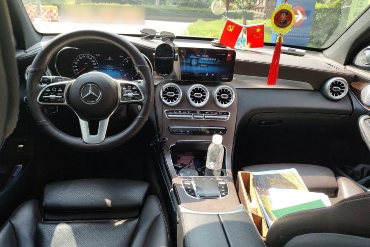 Used Mercedes-Benz GLC 2020 Facelift GLC 260 L 4MATIC Luxury Edition Center Console