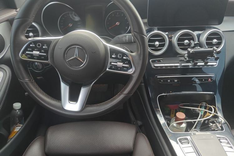 Used Mercedes-Benz GLC 2020 GLC 260 L 4MATIC Dynamic Model Center Console