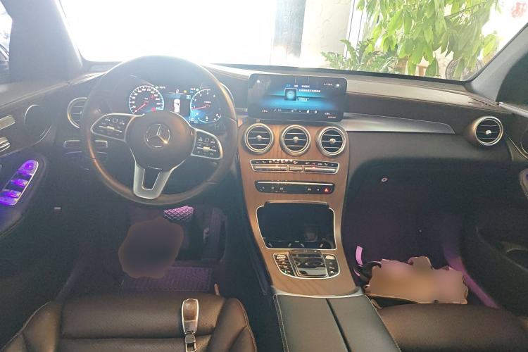Used Mercedes-Benz GLC 2020 Facelift GLC 300 L 4MATIC Dynamic Edition Center Console
