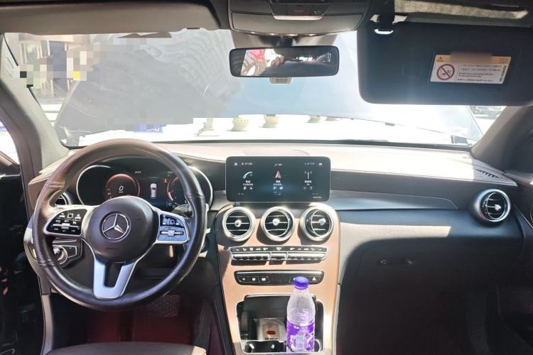 Used Mercedes-Benz GLC 2020 Facelift GLC 300 L 4MATIC Dynamic Edition Center Console