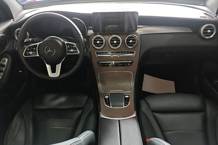 Used Mercedes-Benz GLC 2020 GLC 260 L 4MATIC Luxury Model Center Console