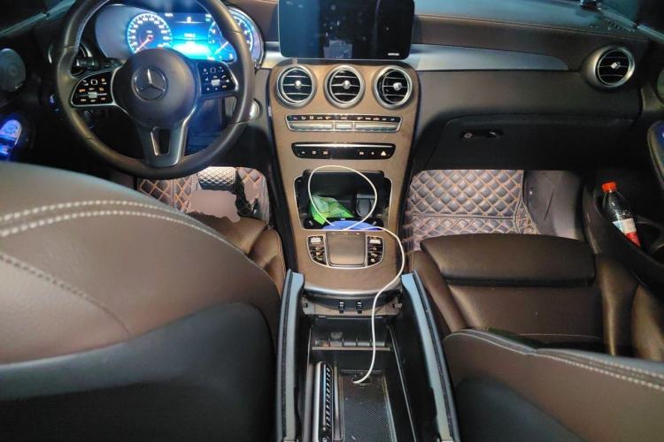 Used Mercedes-Benz GLC 2020 GLC 260 L 4MATIC Luxury Model Center Console