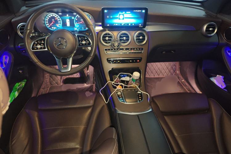Used Mercedes-Benz GLC 2020 Facelift GLC 260 L 4MATIC Luxury Edition Center Console