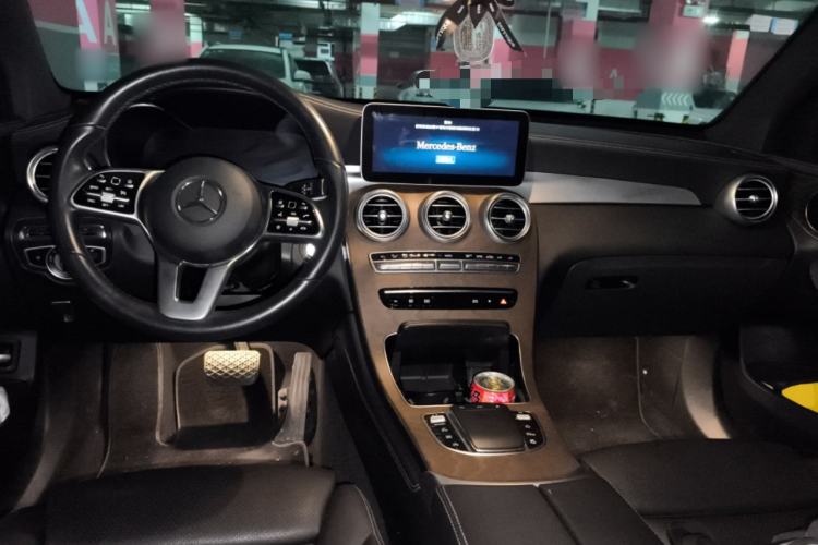 Used Mercedes-Benz GLC 2020 GLC 260 L 4MATIC Luxury Model Center Console