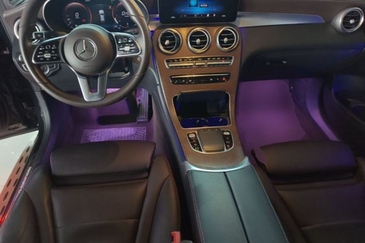 Used Mercedes-Benz GLC 2020 GLC 260 L 4MATIC Luxury Model Center Console