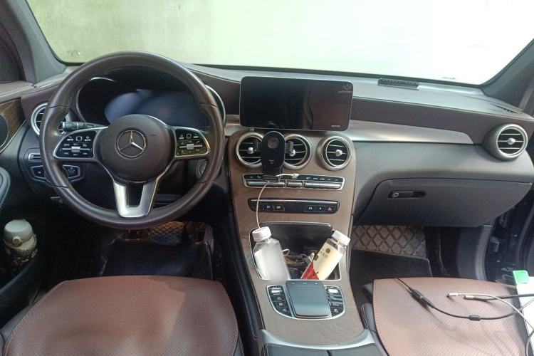 Used Mercedes-Benz GLC 2020 GLC 260 L 4MATIC Luxury Model Center Console
