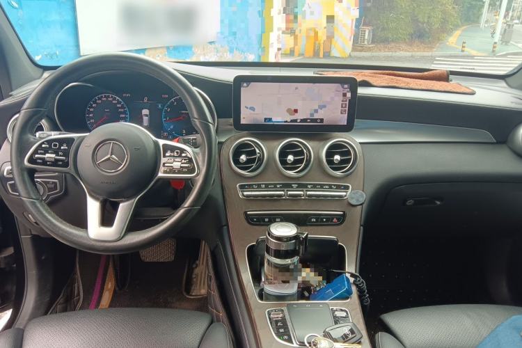 Used Mercedes-Benz GLC 2020 Facelift GLC 300 L 4MATIC Dynamic Edition Center Console