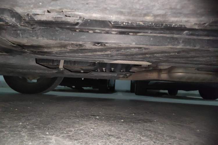 Used Mercedes-Benz GLC 2020 GLC 260 L 4MATIC Luxury Model Chassis Front Left