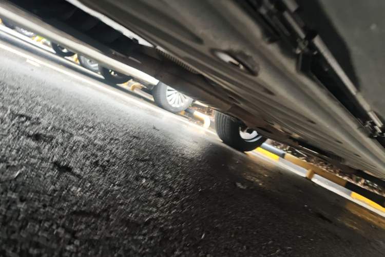 Used Mercedes-Benz GLC 2020 GLC 300 L 4MATIC Luxury Model Chassis Front Left