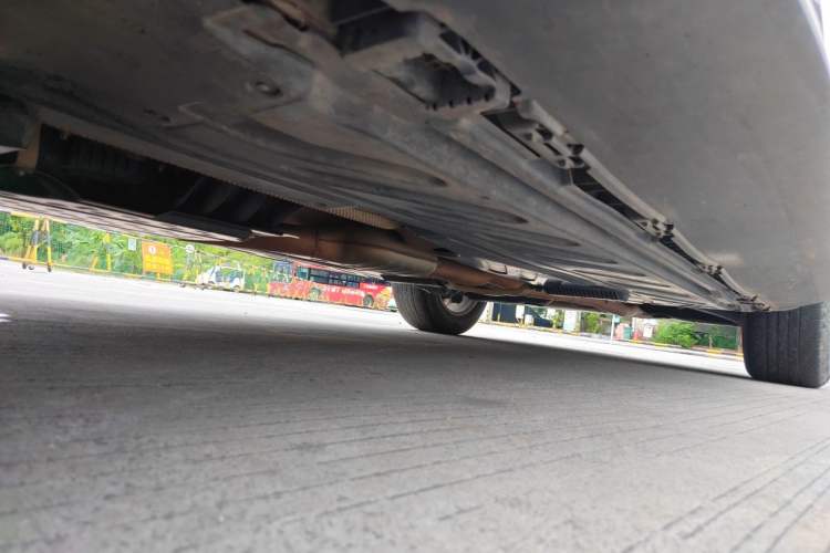Used Mercedes-Benz GLC 2020 GLC 260 L 4MATIC Luxury Model Chassis Front Left